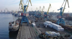 Консолидация грузов в морском порту